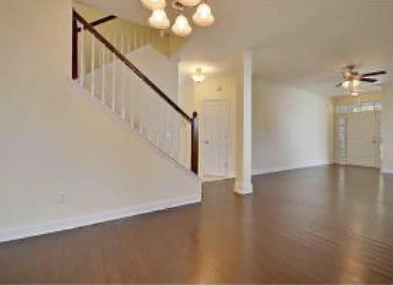 1944 Treebark Dr — Photo 8