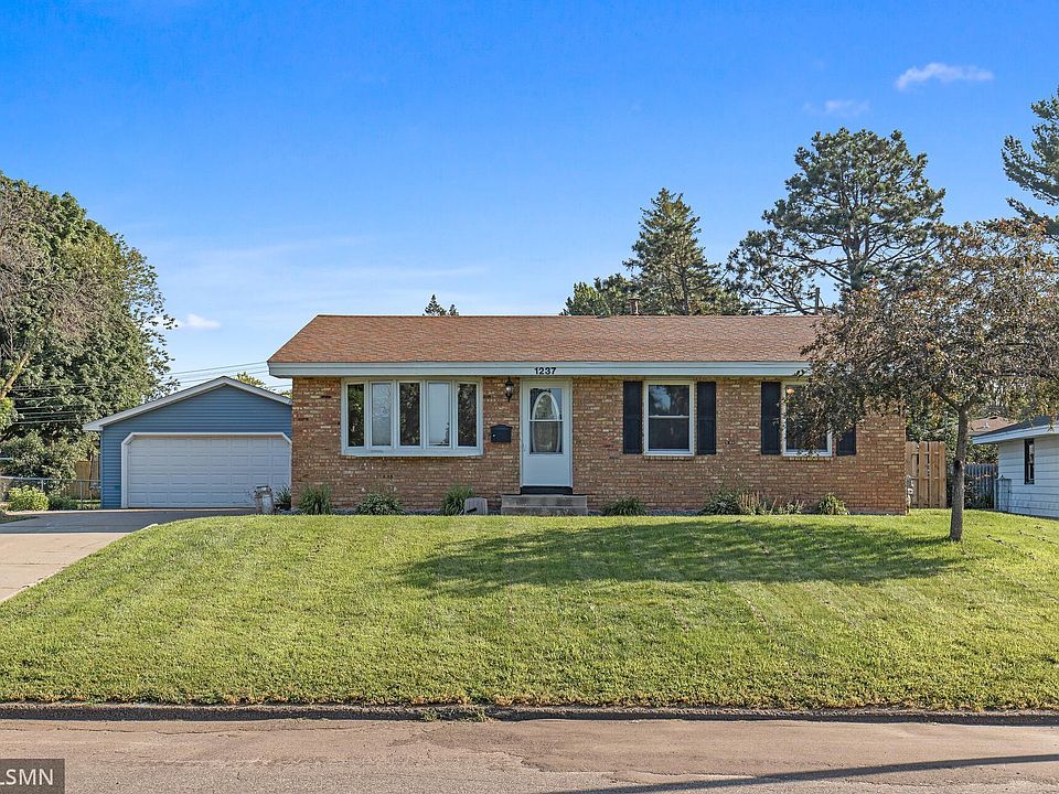 1st image of 1237 Gary Dr