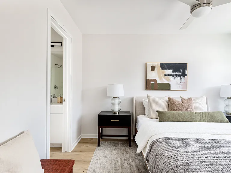 Highline Village Townhomes II — Photo 10