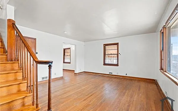 414 Chesapeake St SE — Photo 4