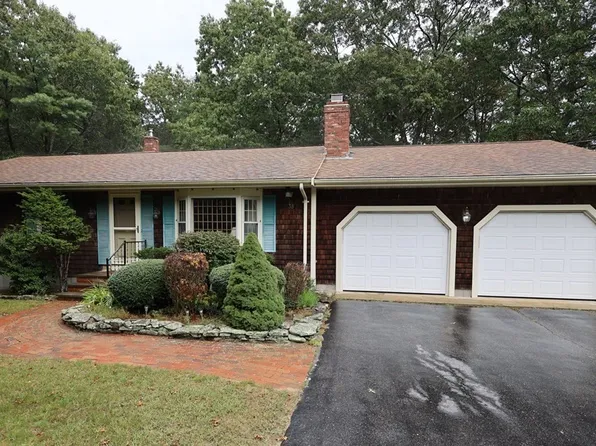 38 Micajah Pond Rd, Plymouth, MA 02360