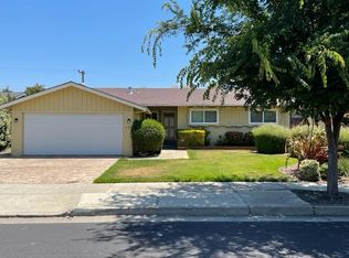 220 Morrene Dr, Campbell, CA 95008