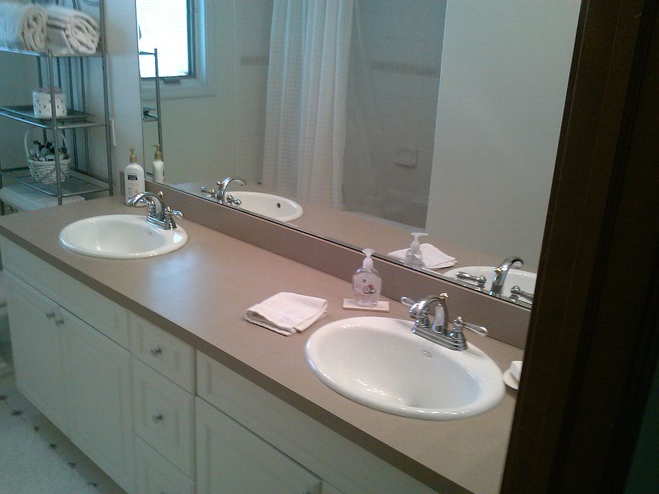 Main bath with Jacuzzi
