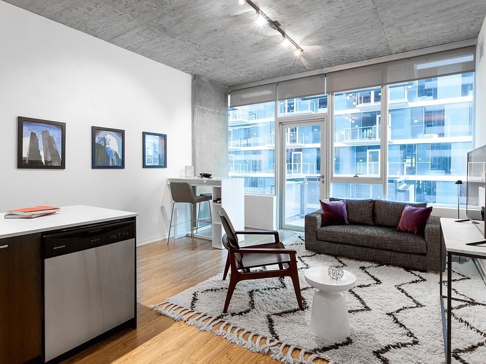 1st image of 1337 S Wabash Ave #1413