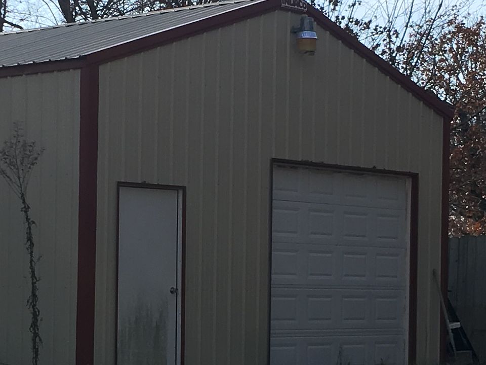 720 ft. workshop