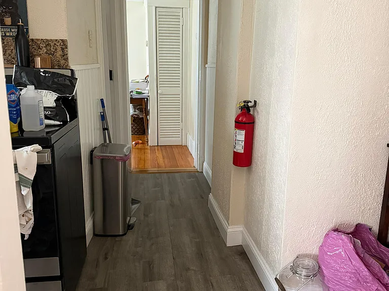 140 Elm St #4 — Photo 11