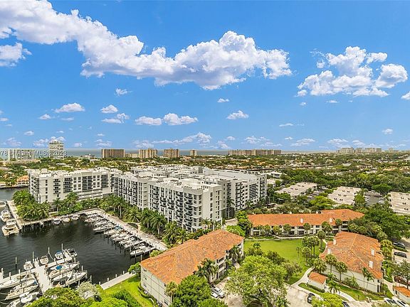 5th image of 3200 Port Royale Dr N #C2005