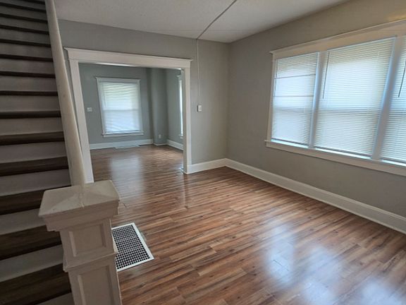 5th image of 1020 N Ewing St