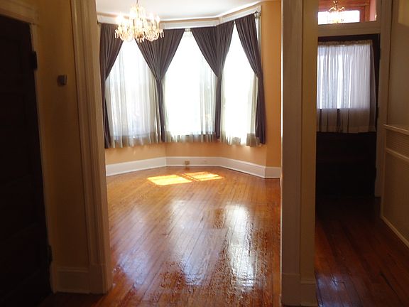 Living Room and Entrance
