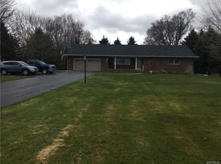 7806 E Main Rd, Le Roy, NY 14482