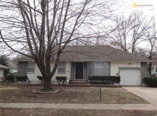 8701 E 83rd Ter, Raytown, MO 64138