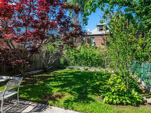 4th image of 1515 Bantam Place