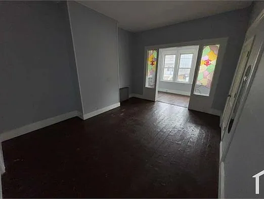 96 Brown Pl — Photo 4