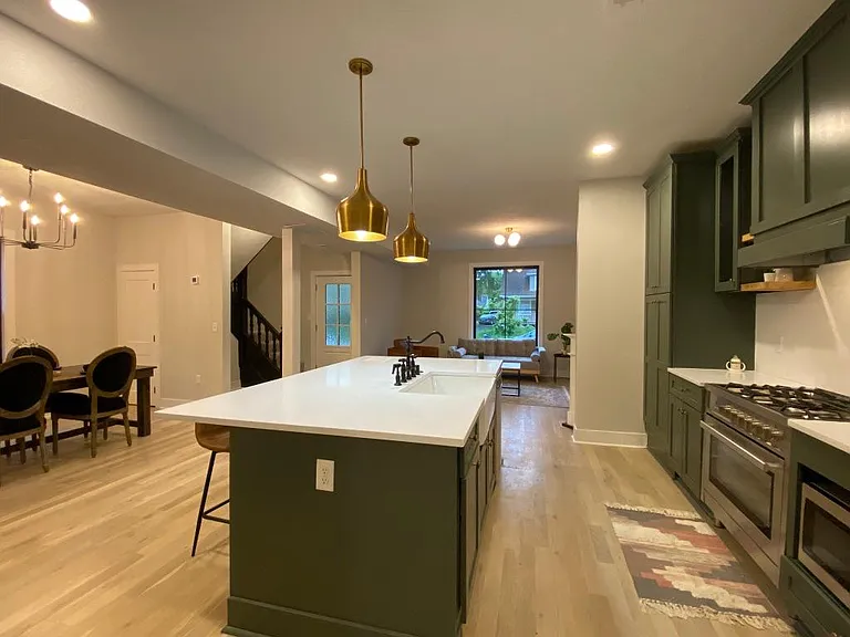 1301 Hewitt Ave — Photo 19