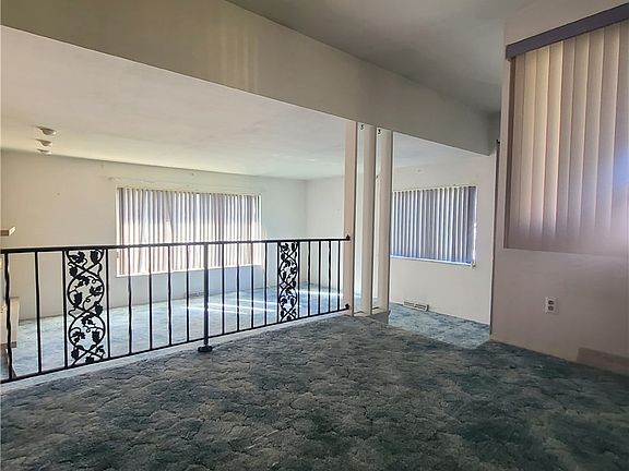 5th image of 1712 Knob Creek Dr