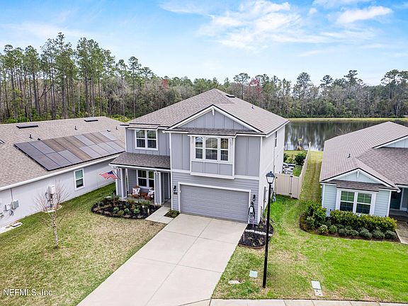 4th image of 82724 BELVOIR Court