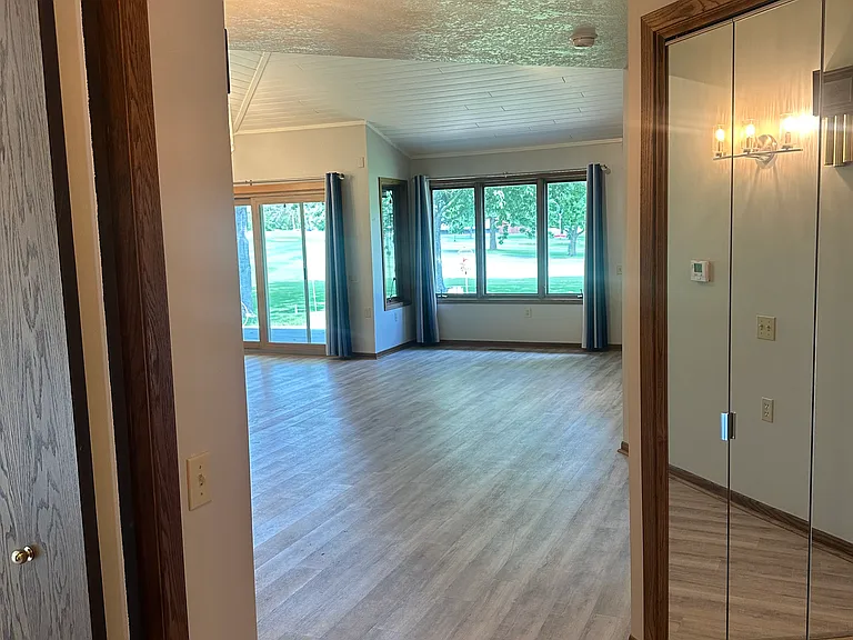 1235 Cherry St — Photo 6