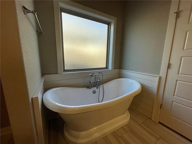 3003 SW Satinwood Ave — Photo 12