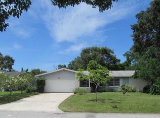 1880 Ridgeway Dr, Clearwater, FL 33755