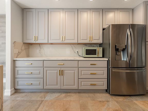 2nd image of 21669 Town Place Drive