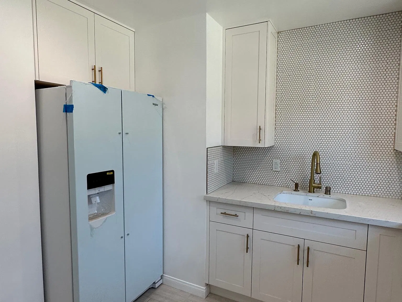 2 bed, 1000 sqft, $2,950 — Photo 2