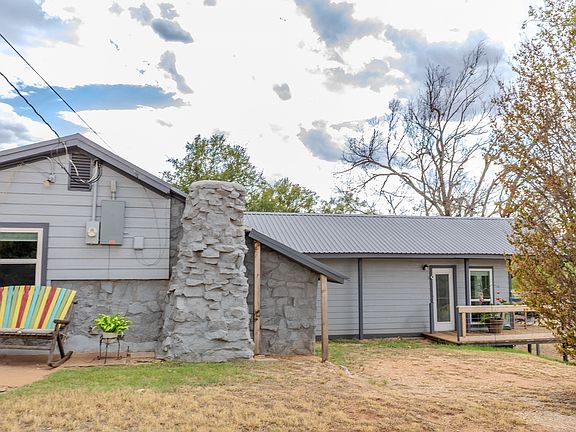 4th image of 465 County Road 252