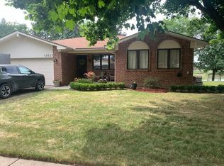 43627 Sunnypoint Dr, Sterling Heights, MI 48313