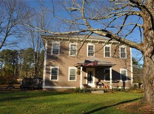 4 Railroad St, Coventry, RI 02827
