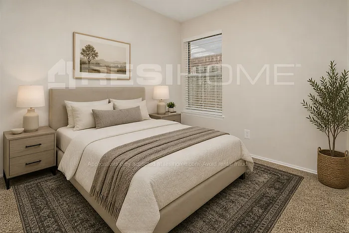 910 Willow West Dr — Photo 8