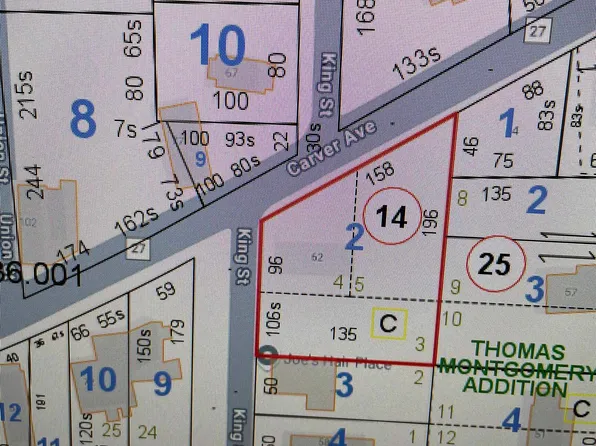 64 King St, Atmore, AL 36502