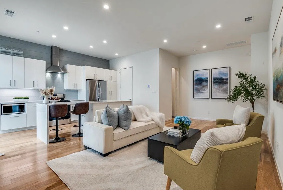 2 bed, 1479 sqft, $2,900 — Photo 1