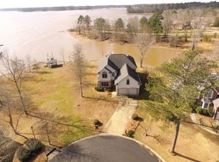 49 Bay Ct, Prosperity, SC 29127