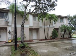 13915 SW 176th St, Miami, FL 33177