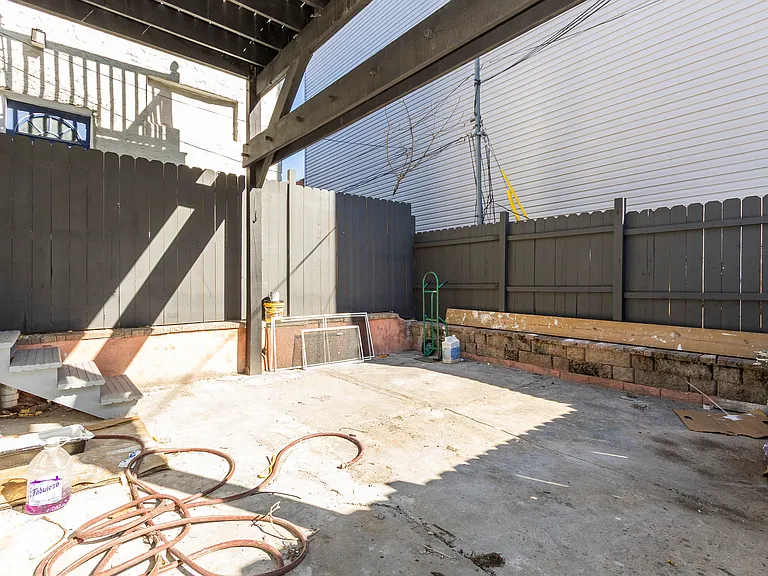 1613 S 18th St #1 — Photo 12