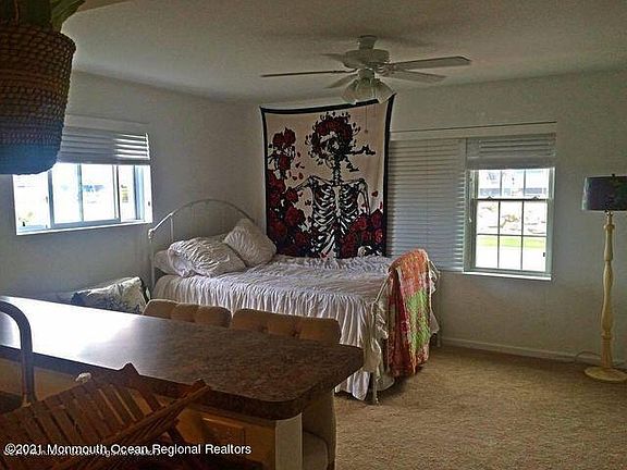 3rd image of 1488 N Ocean Ave #2