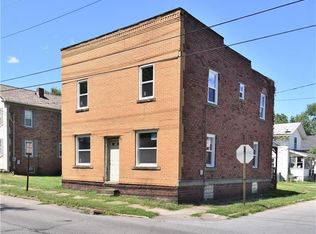 138 Moore St, Hubbard, OH 44425