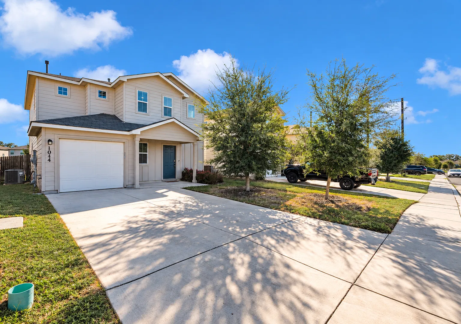 Charming 3 Bed 2.5 Bath Home in Redbird Ranch with Resort-Style Amenities! — Photo 1