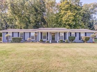 128 Cherokee Rd, Hendersonville, TN 37075