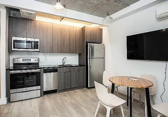 2nd image of 1930 Bedford Ave #4GB