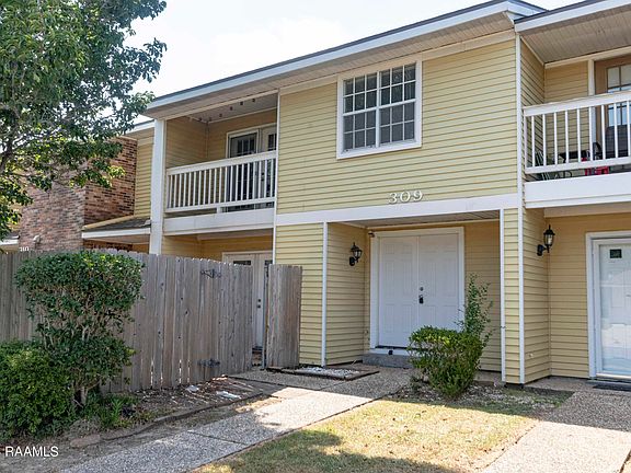 3rd image of 200 Lodge Dr APT 309