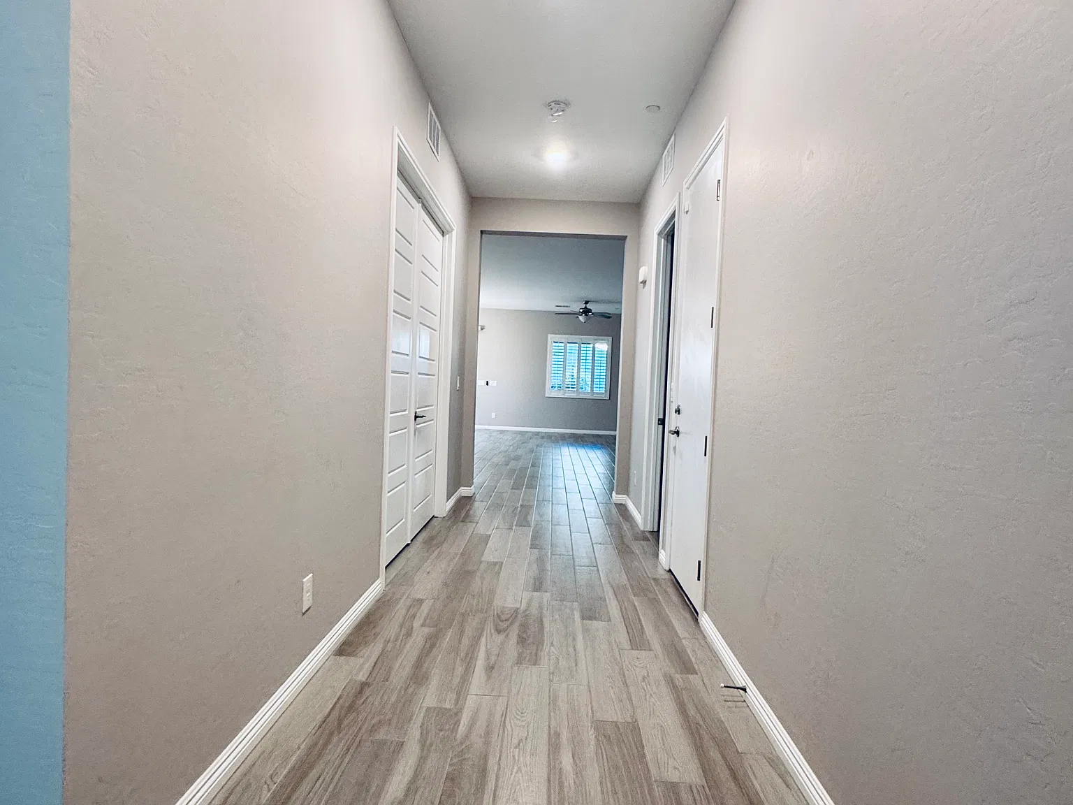 3 bed, 1953 sqft, $2,500 — Photo 2