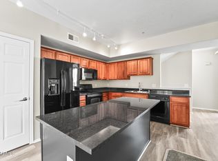 18250 N Cave Creek Rd UNIT 105, Phoenix, AZ 85032