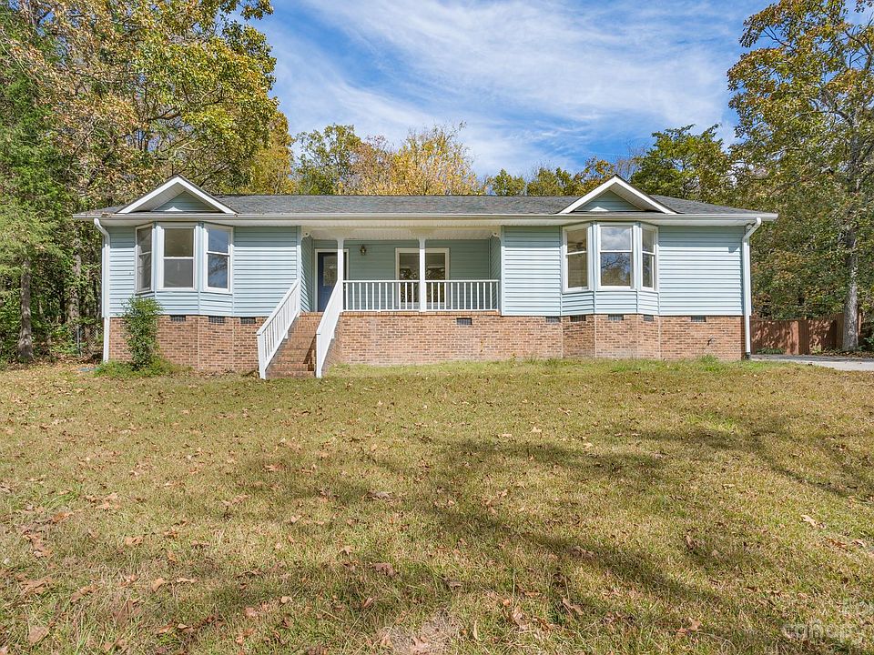 1st image of 2858 Brookridge Dr