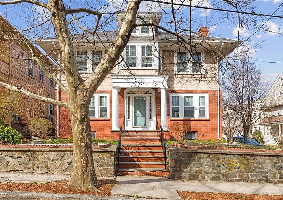 30 Savoy St, Providence, RI 02906 Zillow