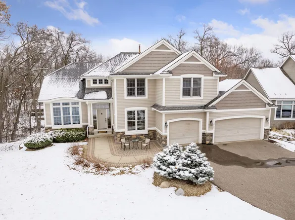 13757 Essex Ct, Apple Valley, MN 55124
