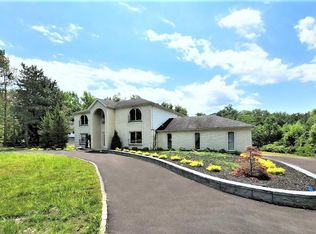 8 Pike St, Alpine, NJ 07620