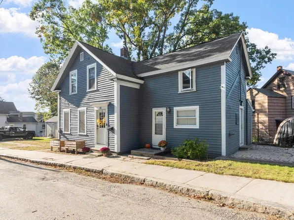 68 Leonard St, Athol, MA 01331