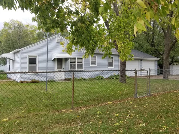 7904 Quincy St NE, Spring Lake Park, MN 55432