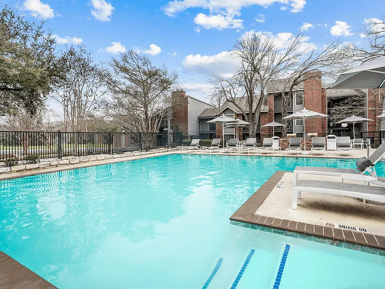 Landmark at Prescott Woods Apartment Homes — Photo 14