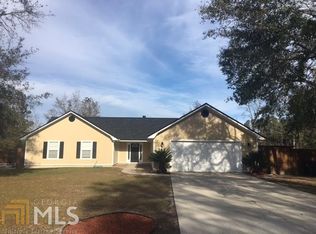 211 Windsor Cir, Woodbine, GA 31569